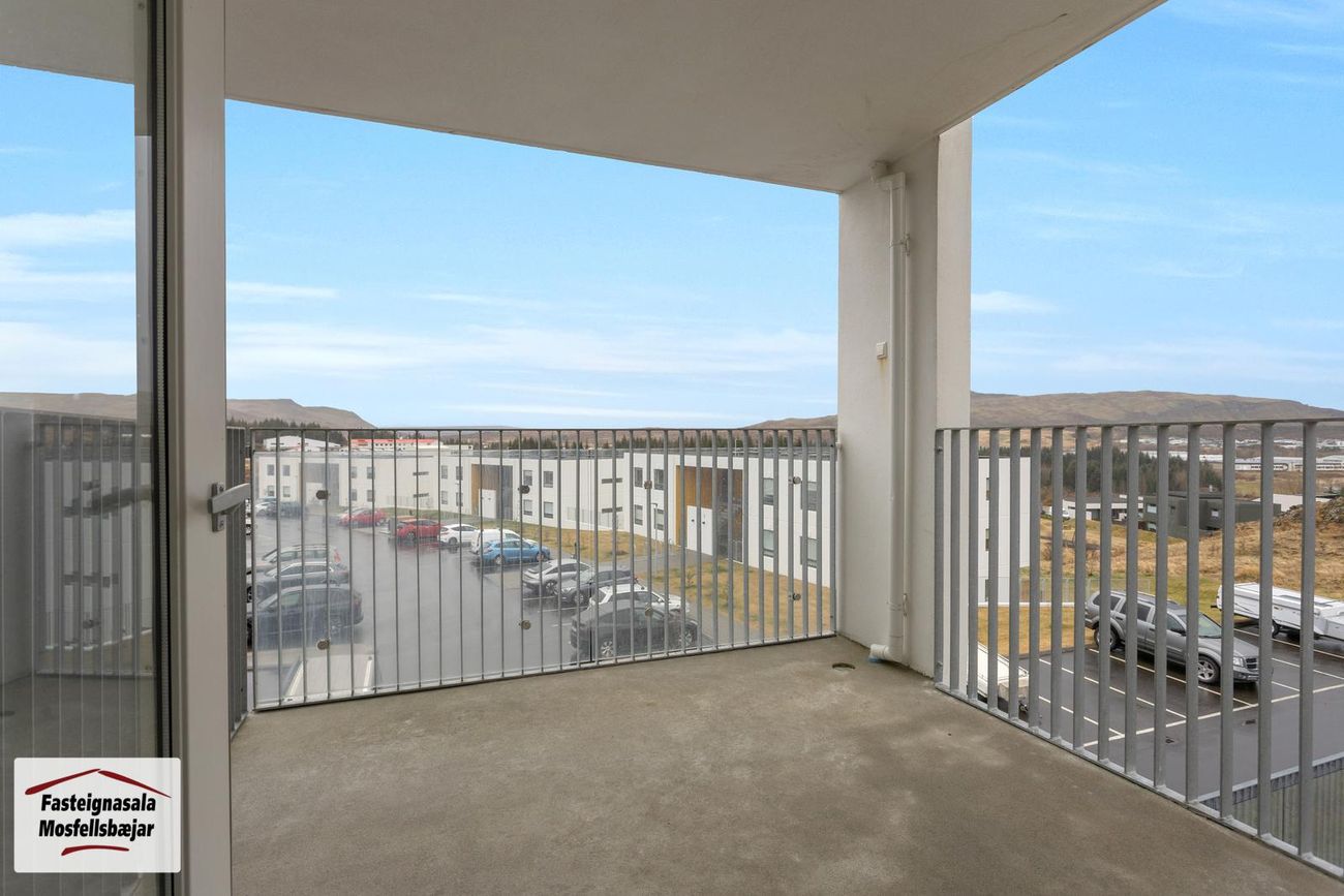 Vefarastræti 38, 270 Mosfellsbær