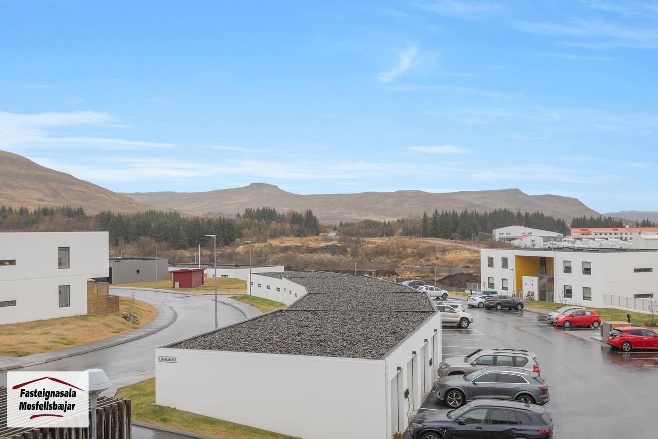 Vefarastræti 38, 270 Mosfellsbær