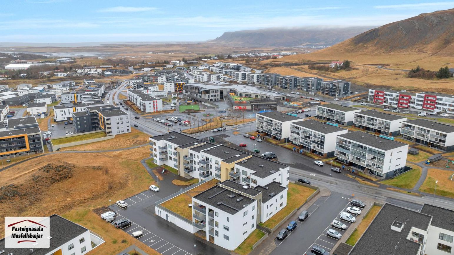 Vefarastræti 38, 270 Mosfellsbær