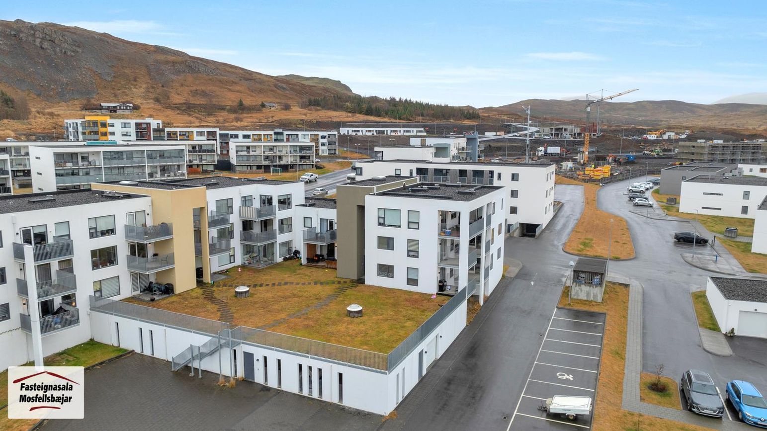 Vefarastræti 38, 270 Mosfellsbær