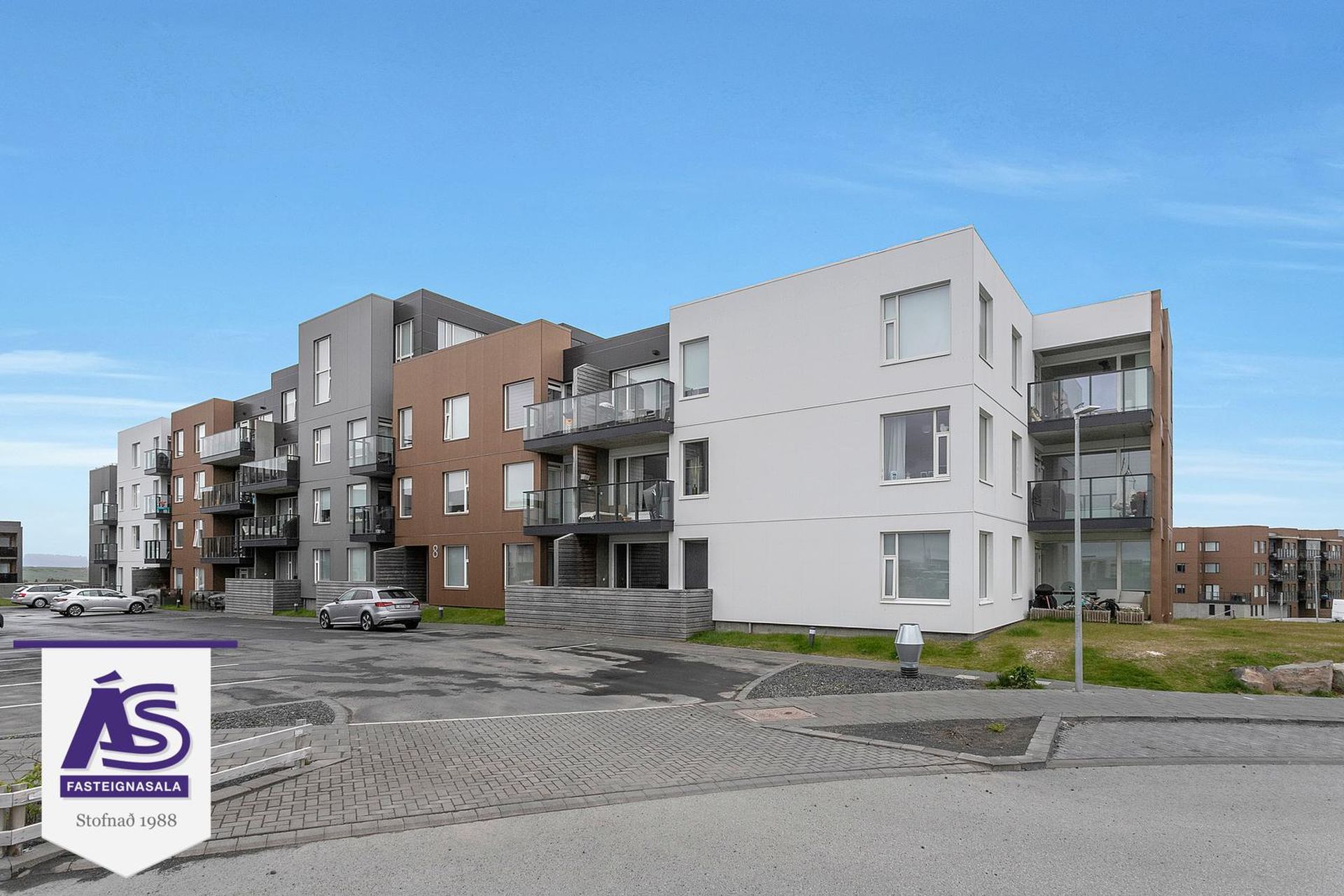 Vinastræti 8 - 0202, 210 Garðabær