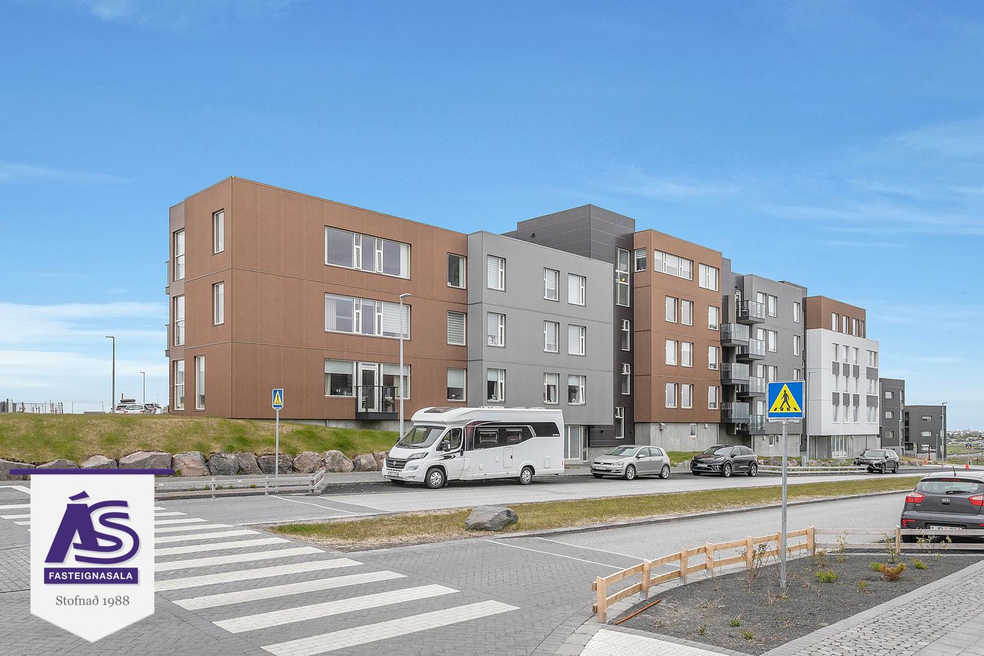 Vinastræti 8 - 0202, 210 Garðabær