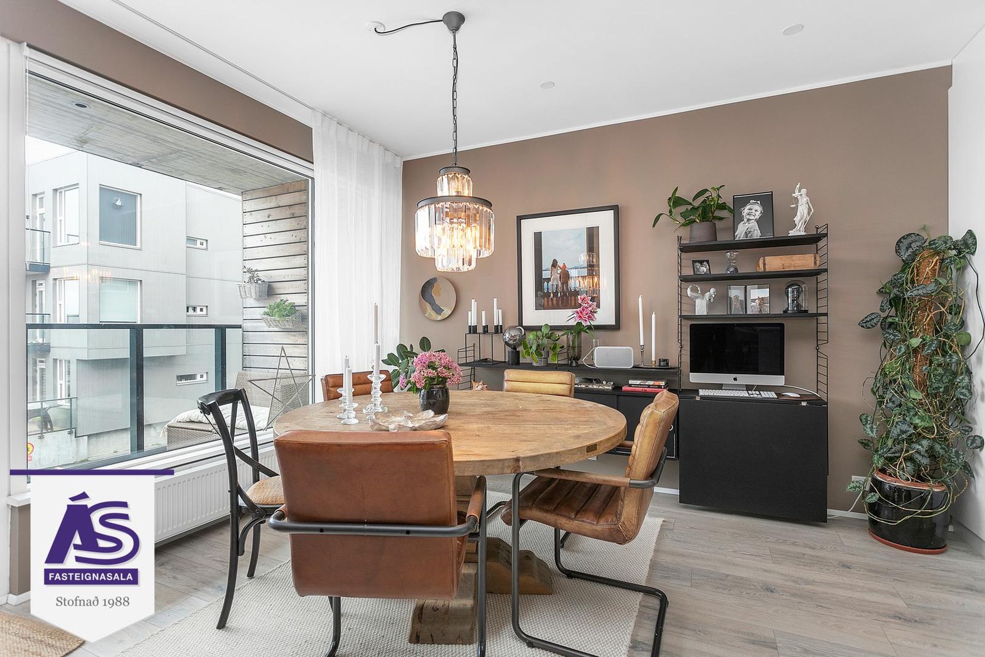 Vinastræti 8 - 0202, 210 Garðabær