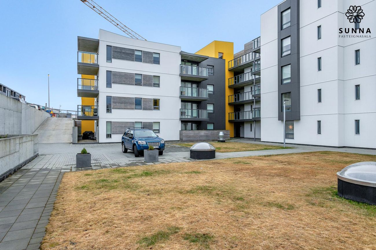 Hafnarbraut 12G, 200 Kópavogur