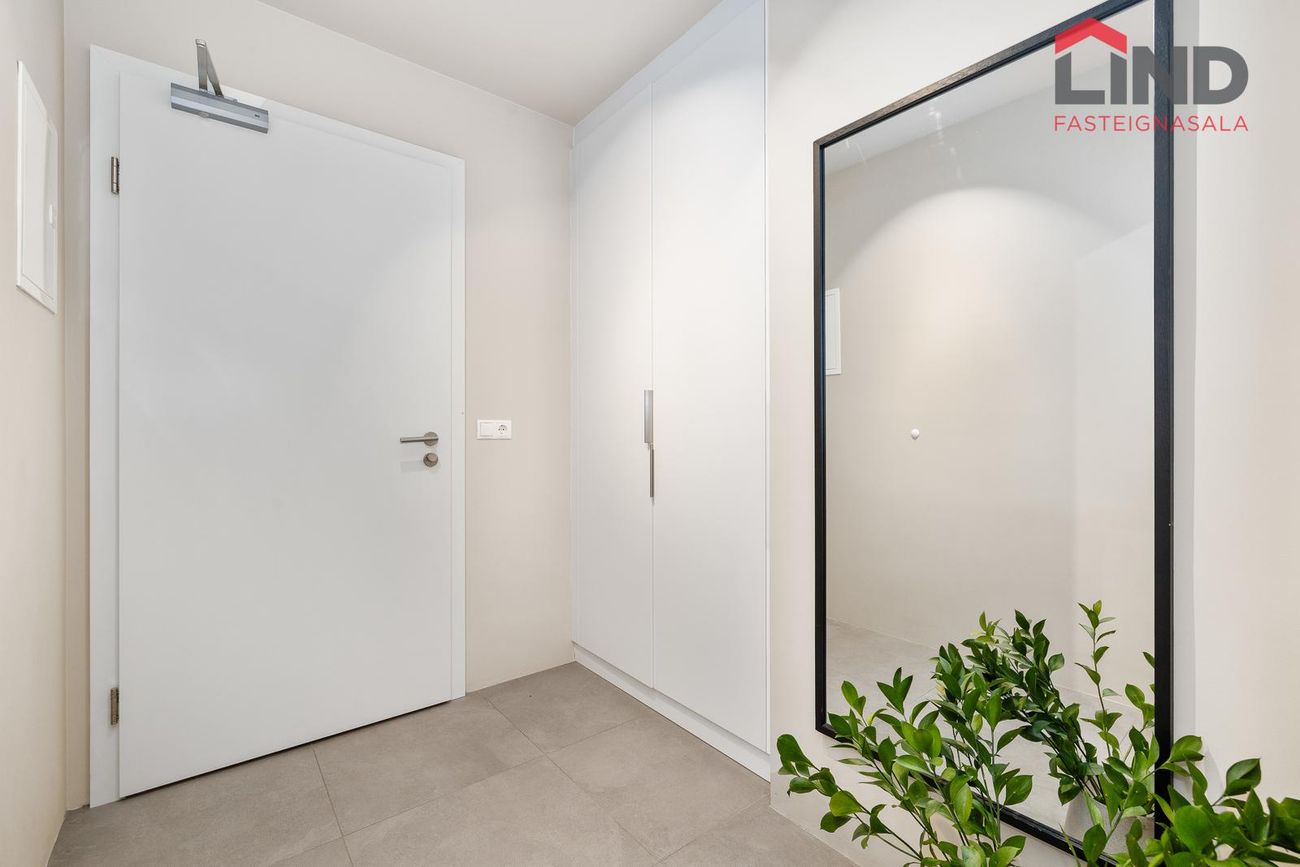 Hafnarbraut 12C - 0308, 200 Kópavogur