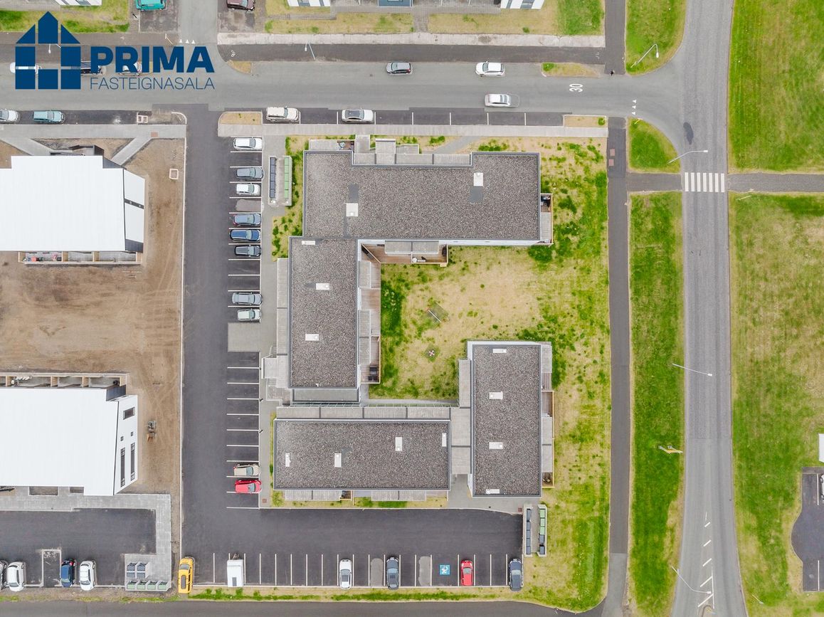Asparskógar 1, 300 Akranes