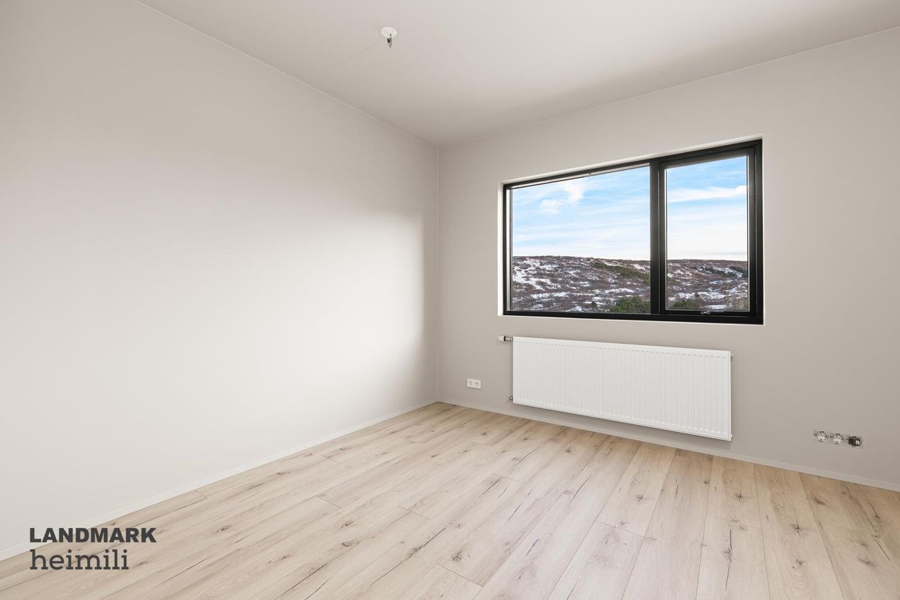 Lautargata 5, 210 Garðabær