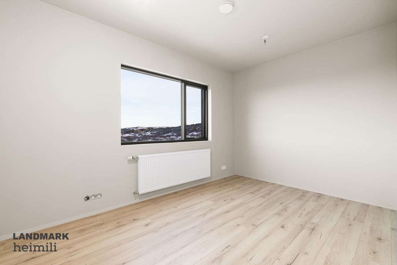 Lautargata 5, 210 Garðabær