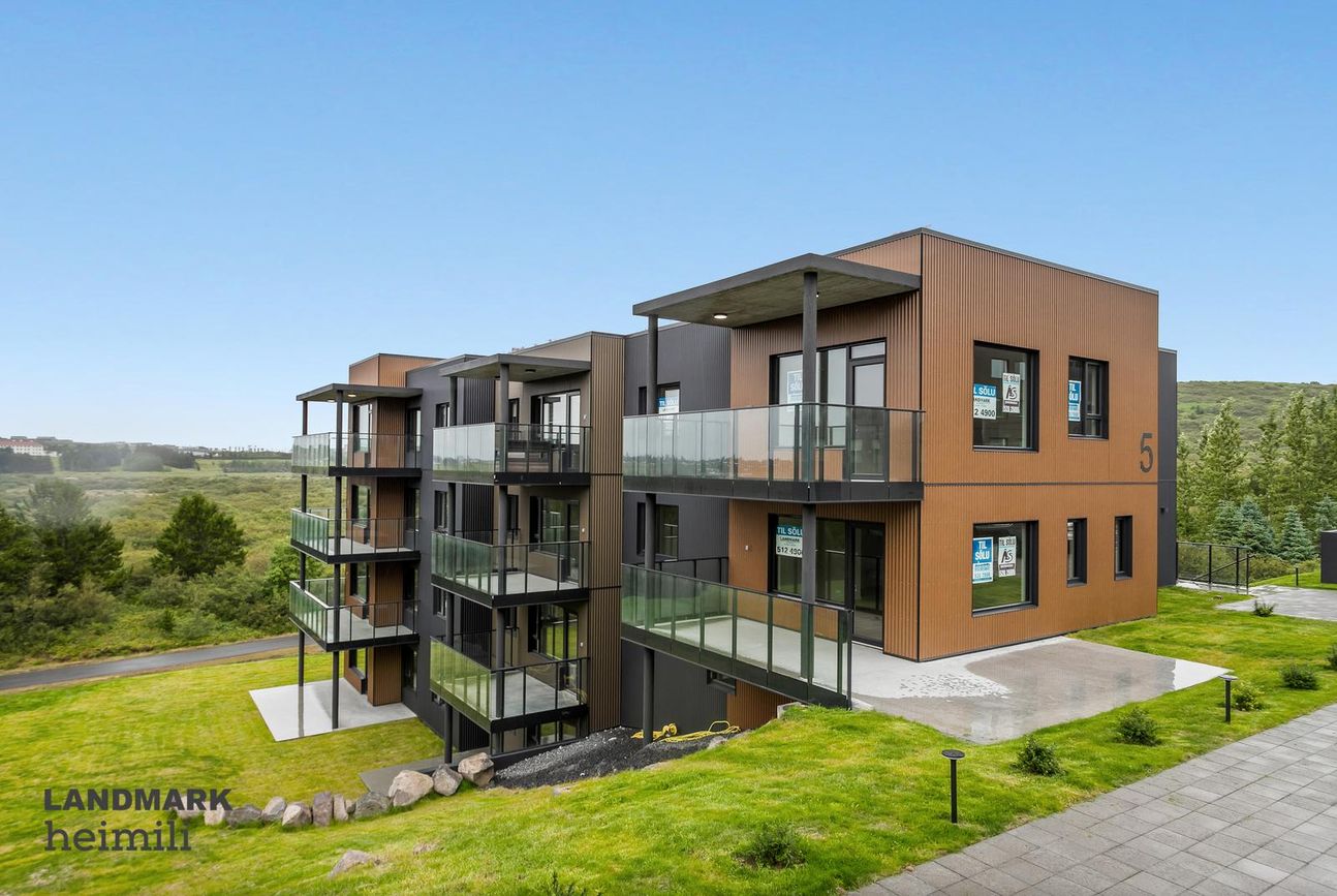 Lautargata 5, 210 Garðabær