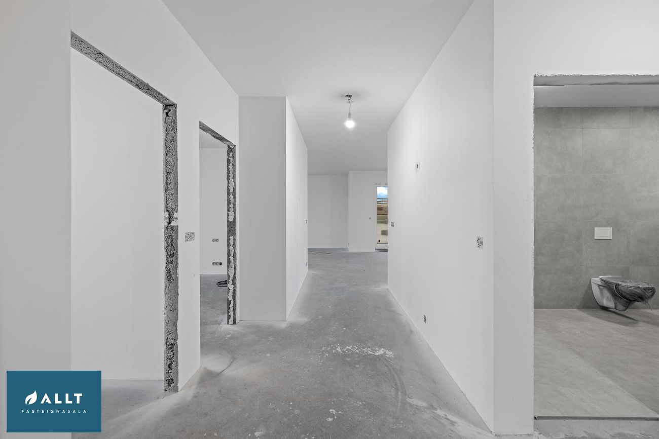 Asparlaut 24, 230 Reykjanesbær