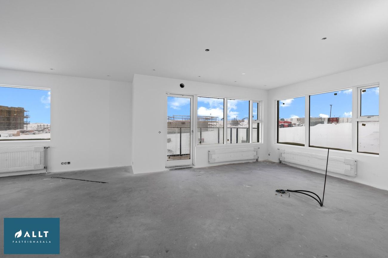 Asparlaut 24, 230 Reykjanesbær