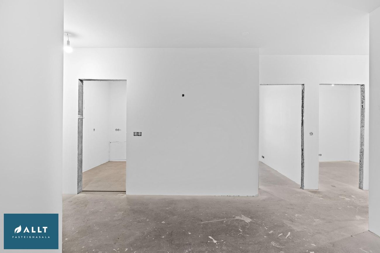 Asparlaut 24, 230 Reykjanesbær