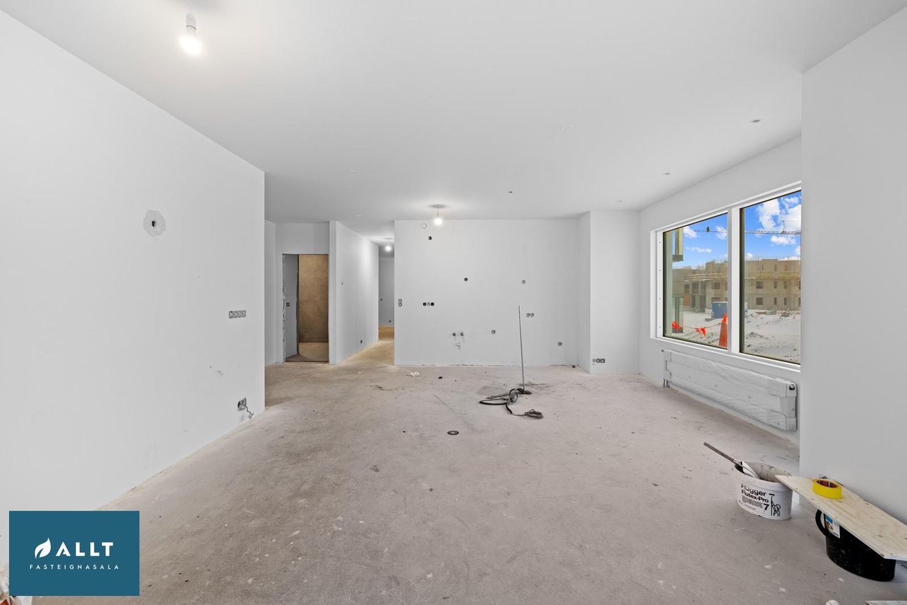 Asparlaut 24, 230 Reykjanesbær