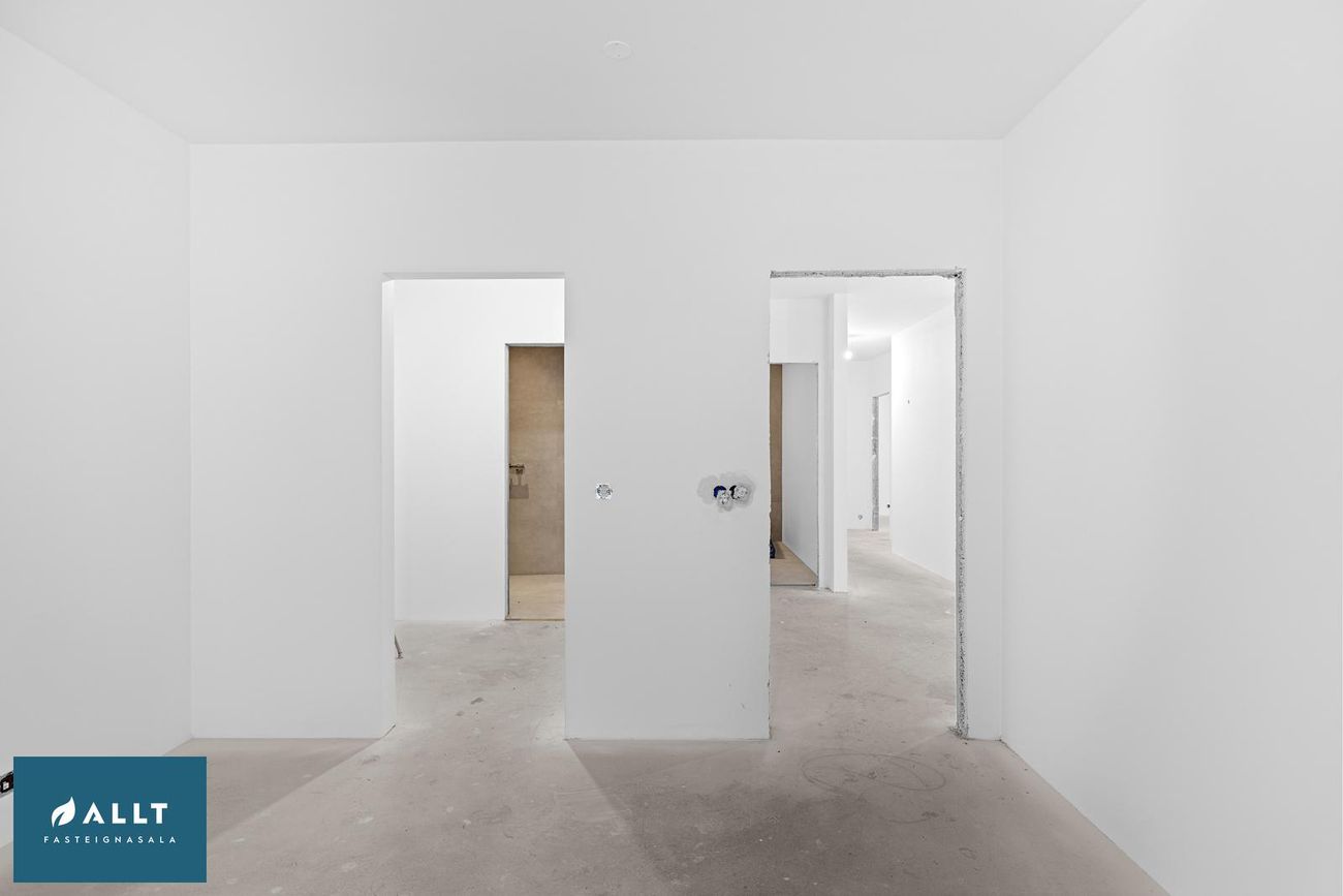 Asparlaut 24, 230 Reykjanesbær