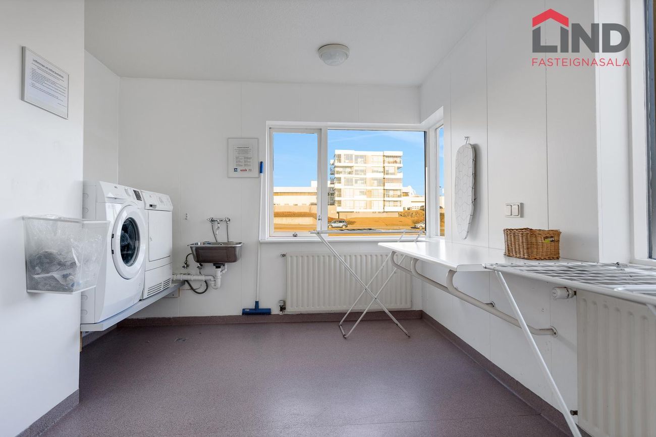 Sléttuvegur 17, 103 Reykjavík