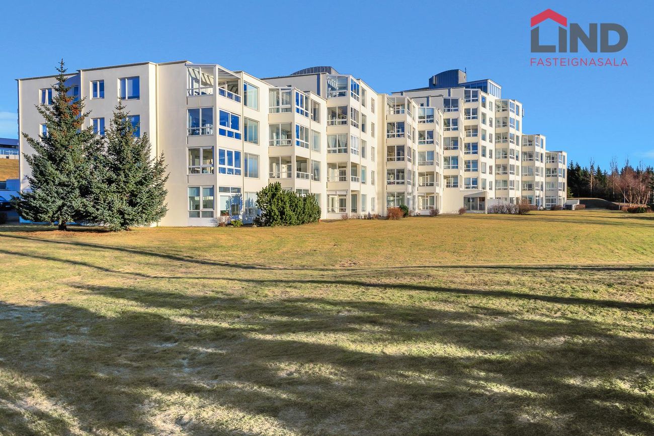 Sléttuvegur 17, 103 Reykjavík