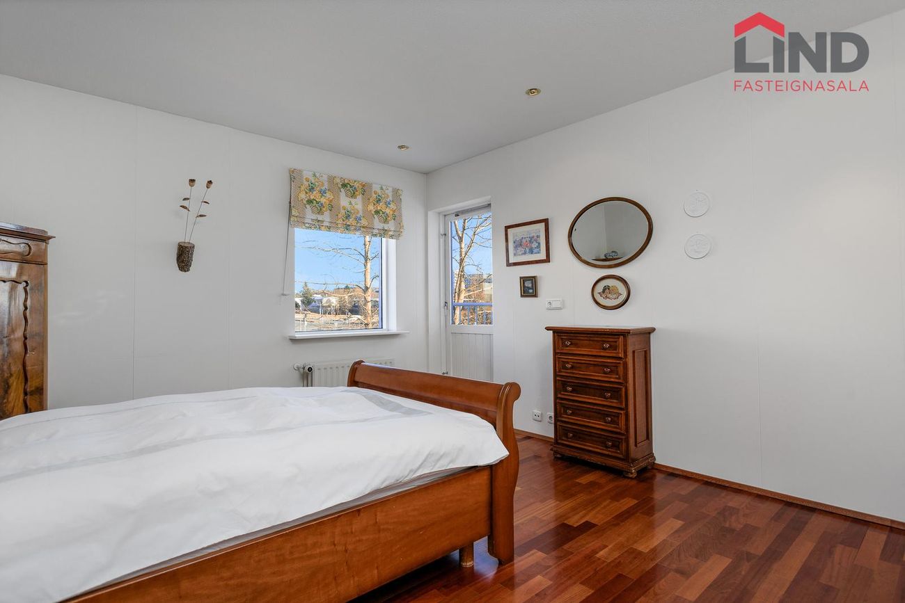 Sléttuvegur 17, 103 Reykjavík