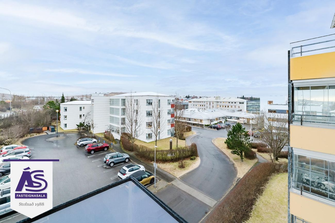 Sólvangsvegur 1 - 0402, 220 Hafnarfjörður