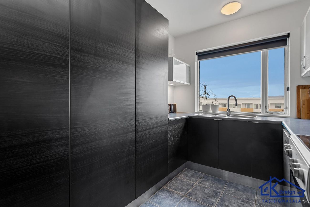 Álftamýri 32, 108 Reykjavík