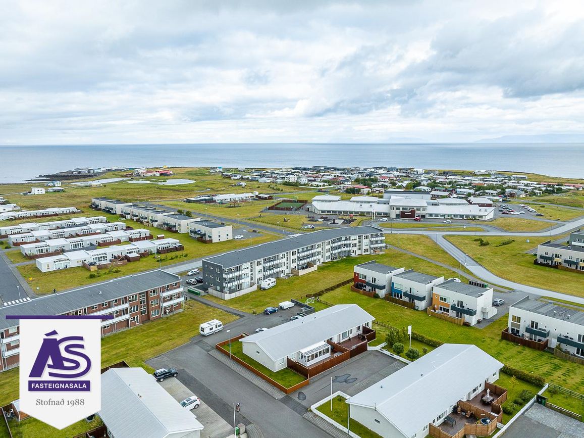 Tjarnabraut 14, 260 Reykjanesbær