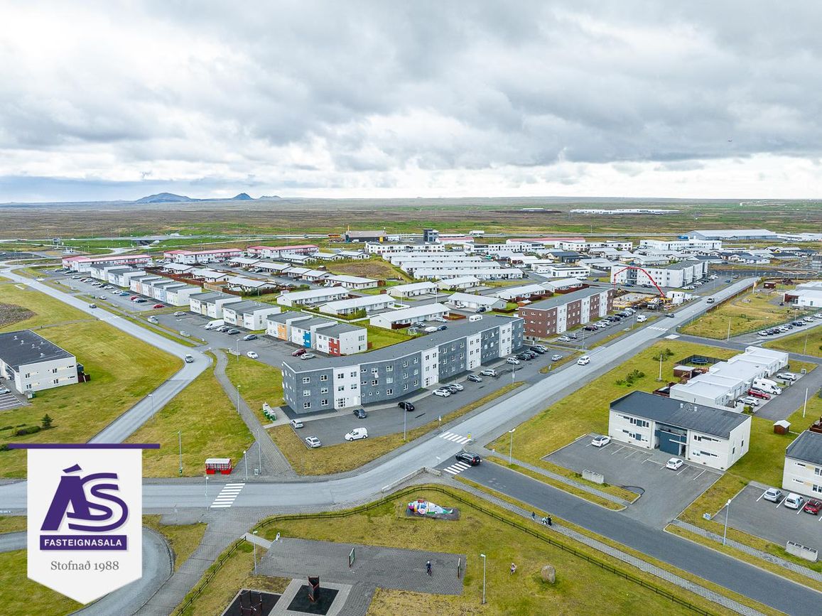 Tjarnabraut 14, 260 Reykjanesbær