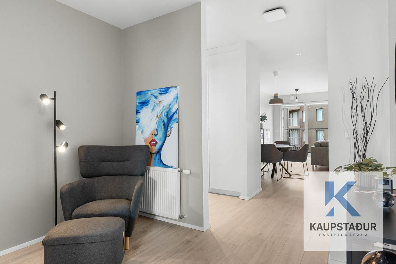 Kuggavogur 1, 104 Reykjavík