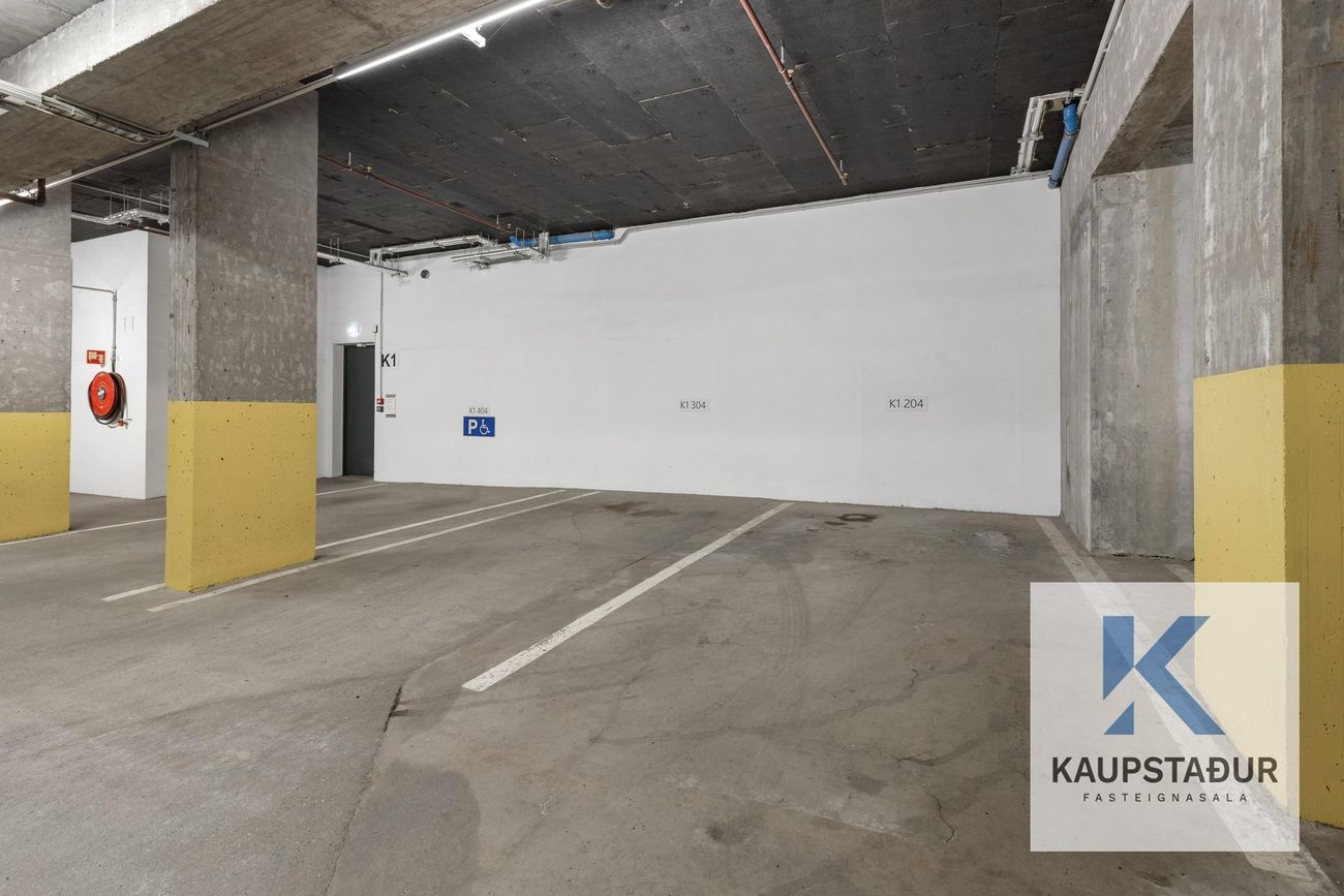 Kuggavogur 1, 104 Reykjavík