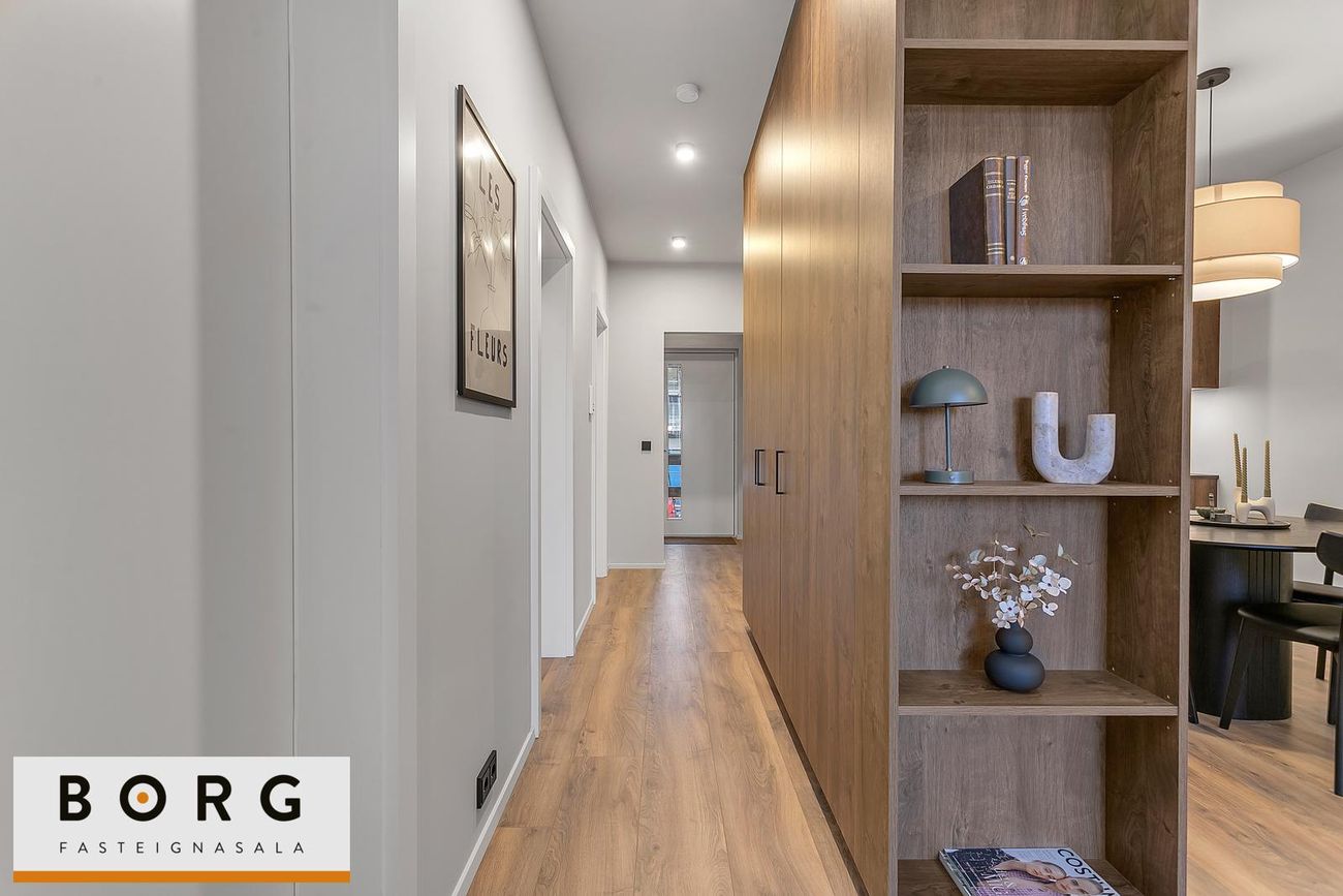 Áshamar 42 - 0103, 221 Hafnarfjörður