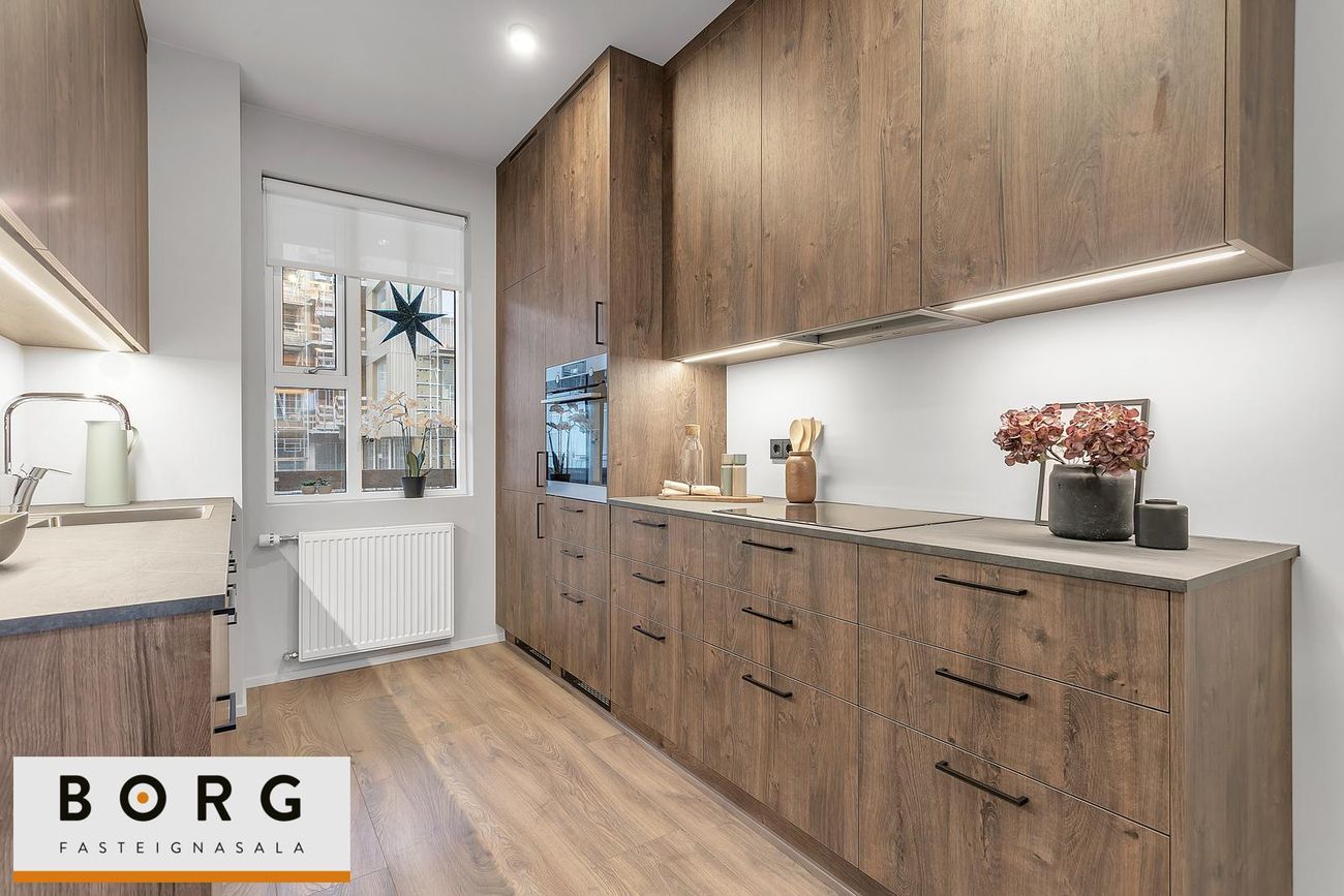 Áshamar 42 - 0103, 221 Hafnarfjörður