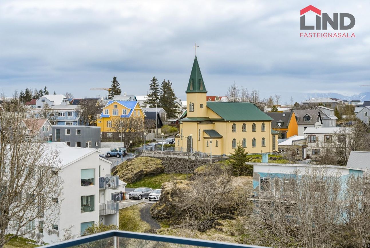 Strandgata 26, 220 Hafnarfjörður