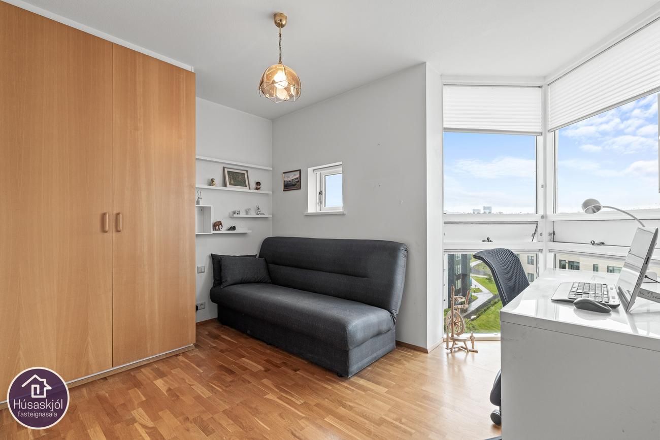 Árskógar 6, 109 Reykjavík