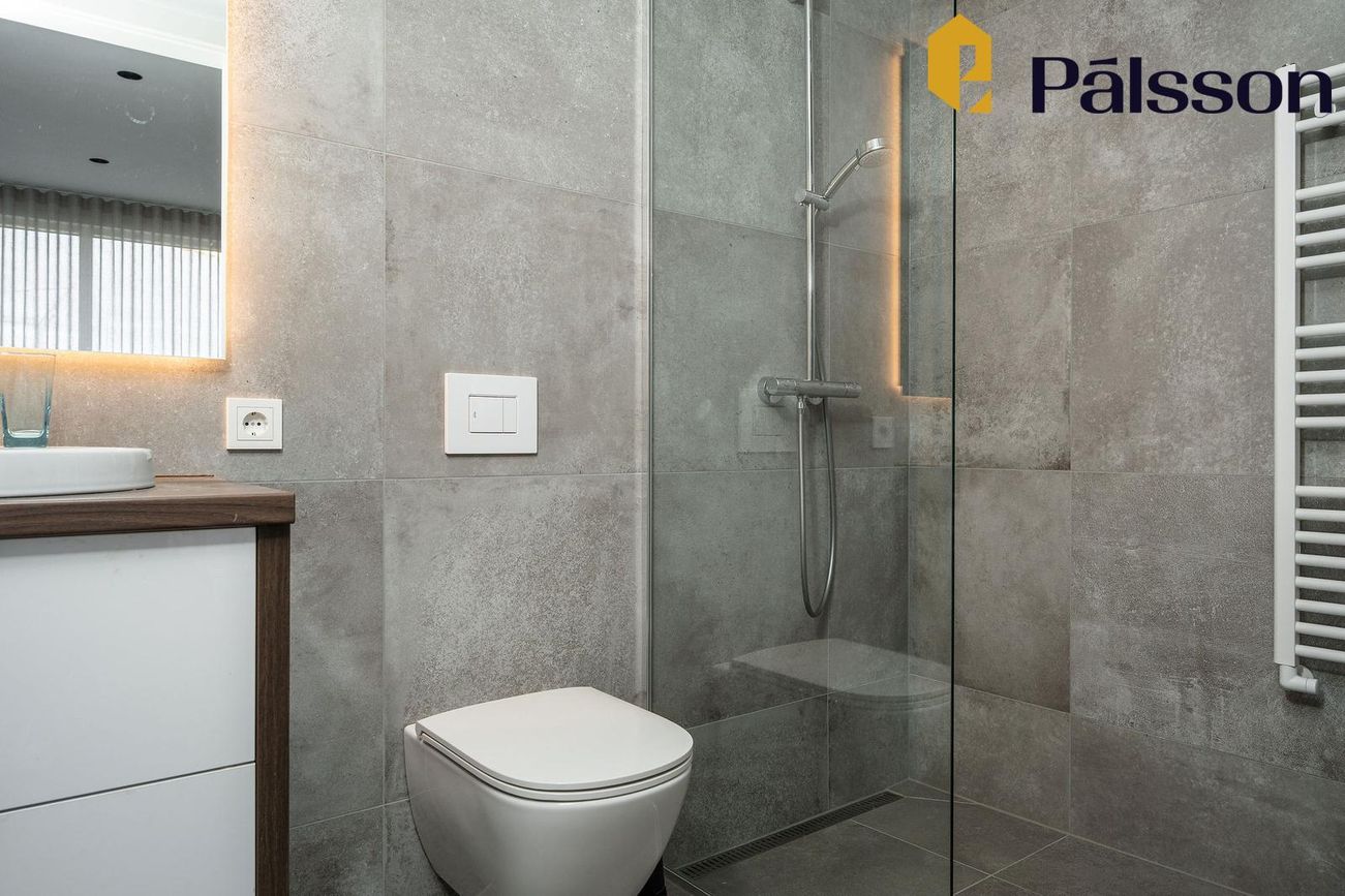 Grensásvegur 1B, 108 Reykjavík