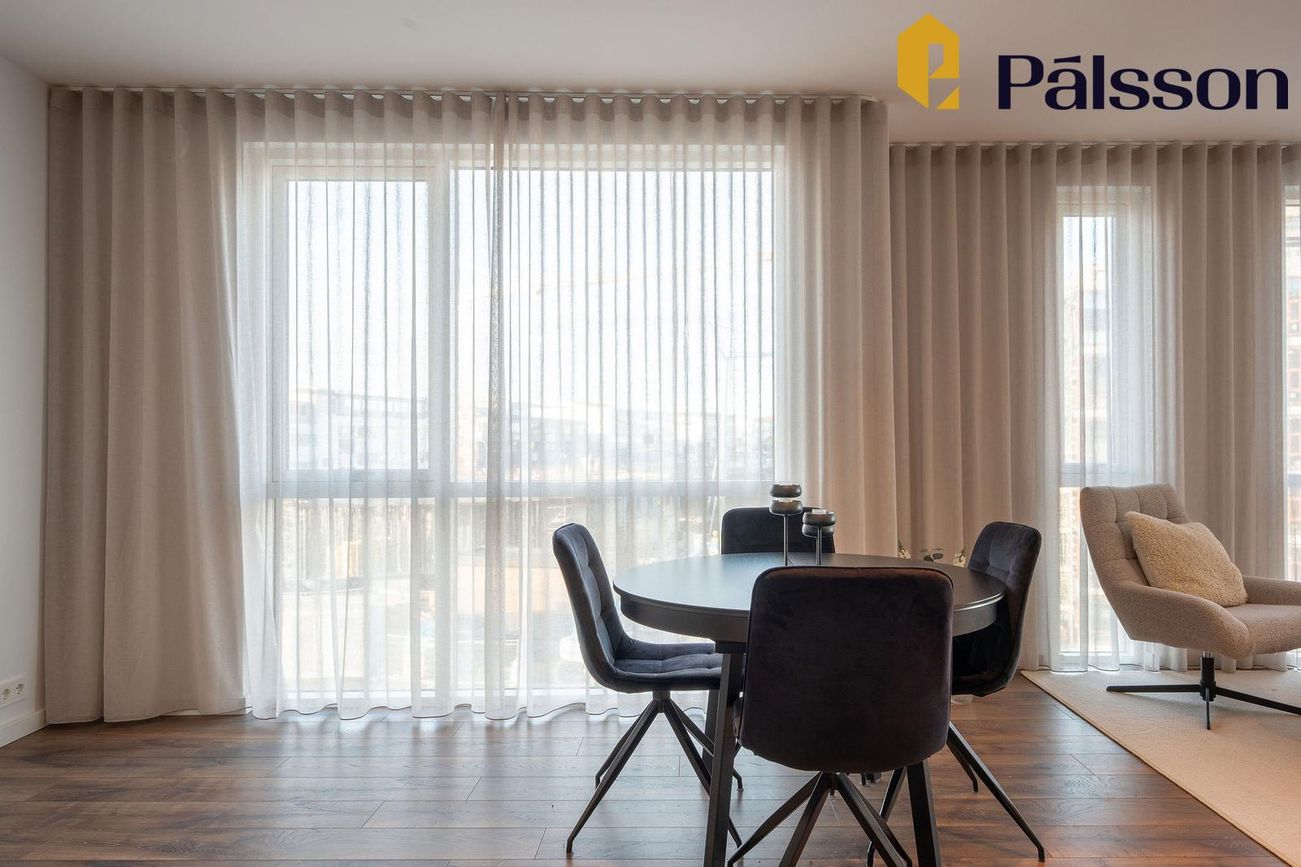 Grensásvegur 1B, 108 Reykjavík