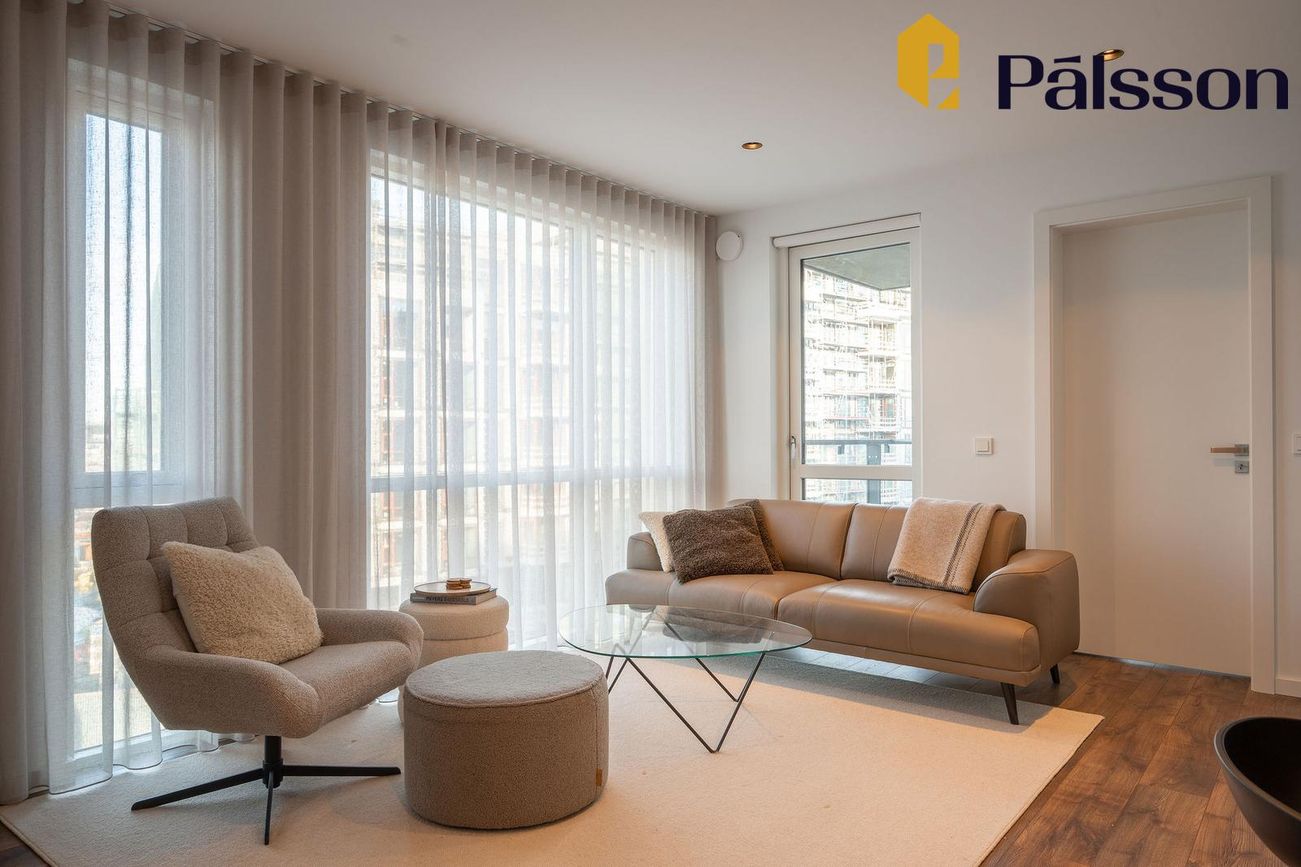 Grensásvegur 1B, 108 Reykjavík