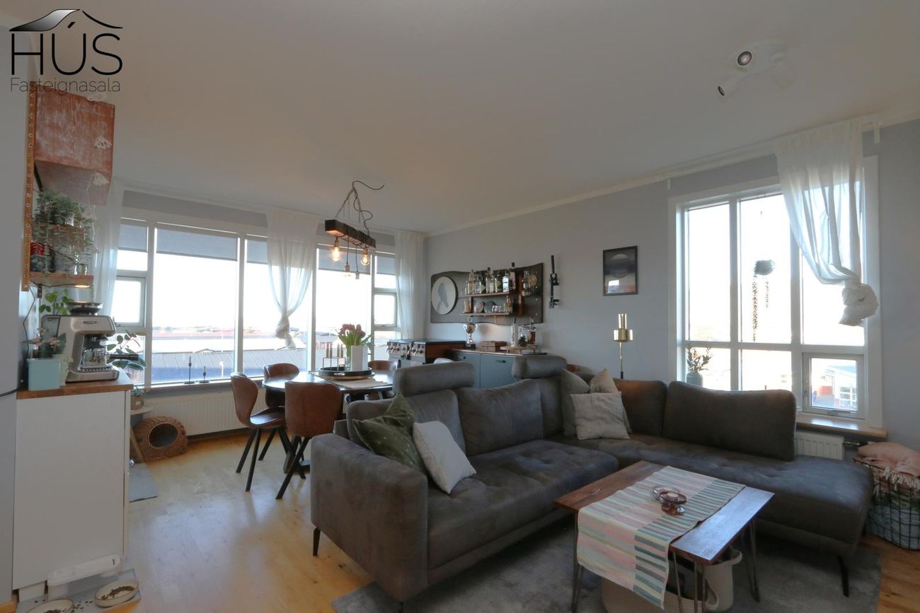 Fossvegur 4 - 0305, 800 Sveitarfélagið Árborg