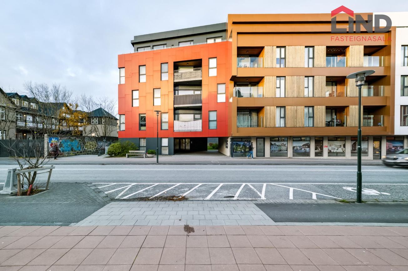 Hverfisgata 85, 101 Reykjavík