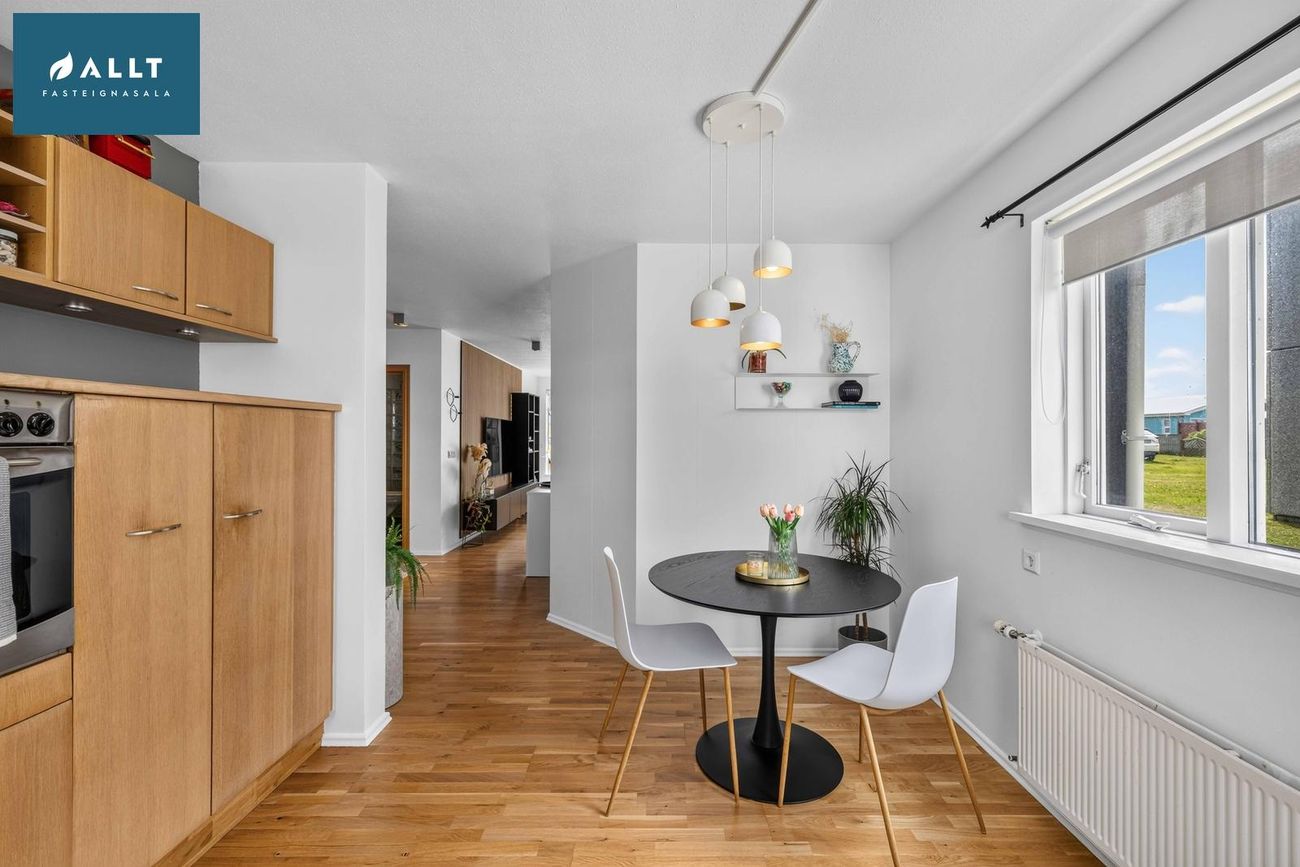Silfurtún 8, 250 Sveitarfélagið Garður
