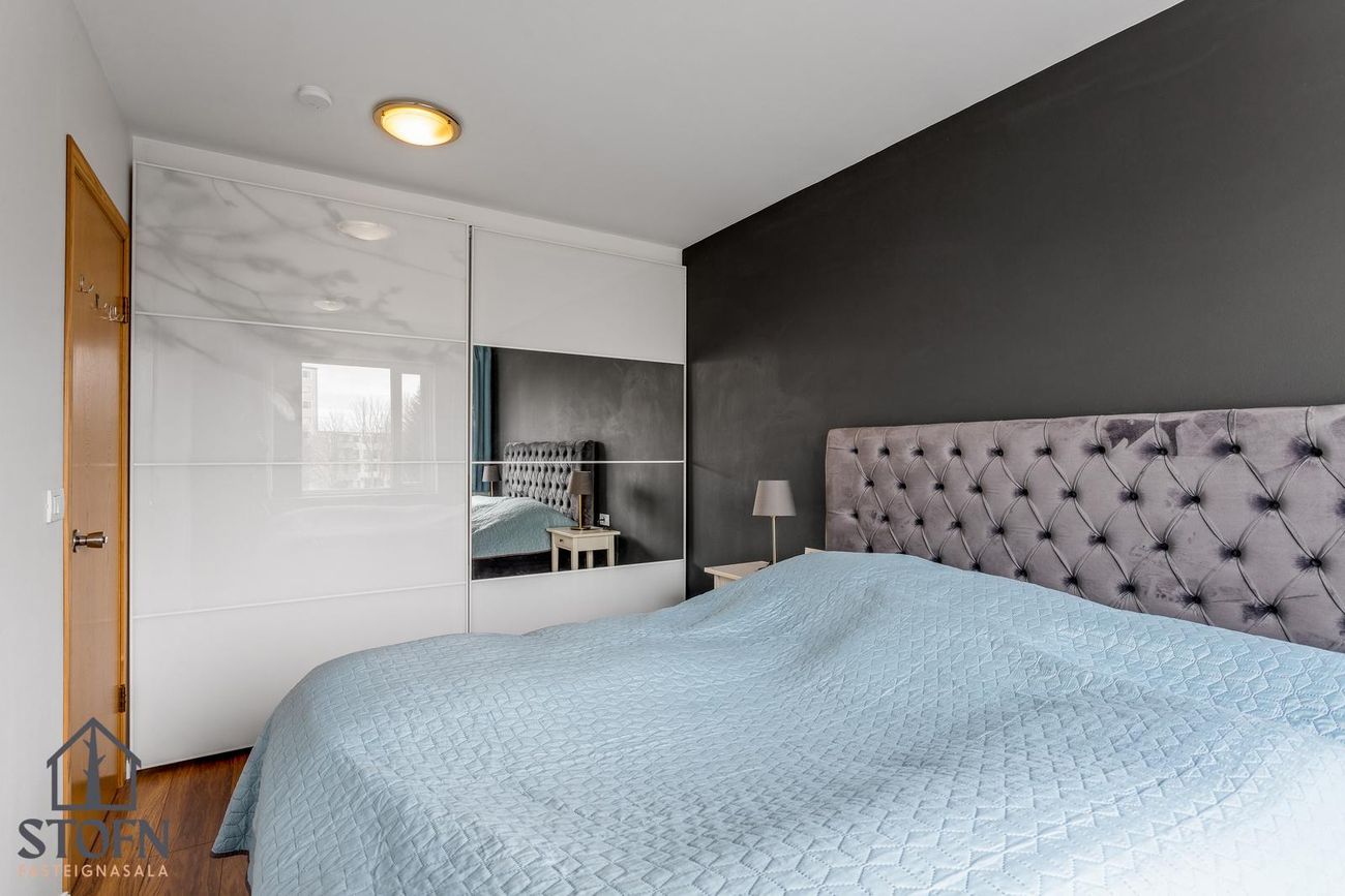 Hrafnhólar 6, 111 Reykjavík