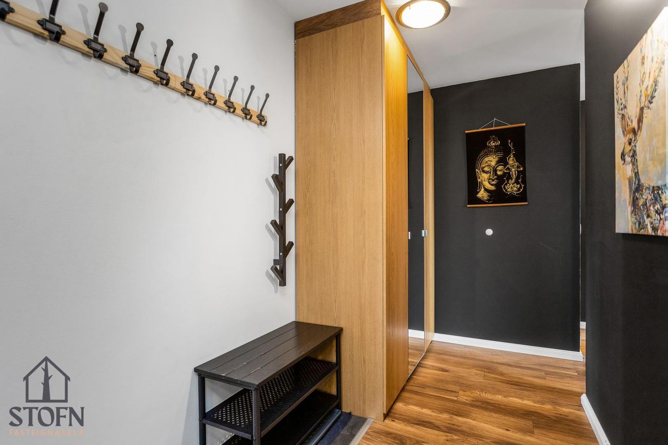 Hrafnhólar 6, 111 Reykjavík