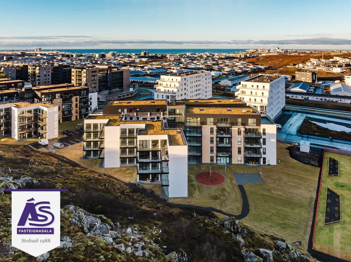 Áshamar 56, 221 Hafnarfjörður