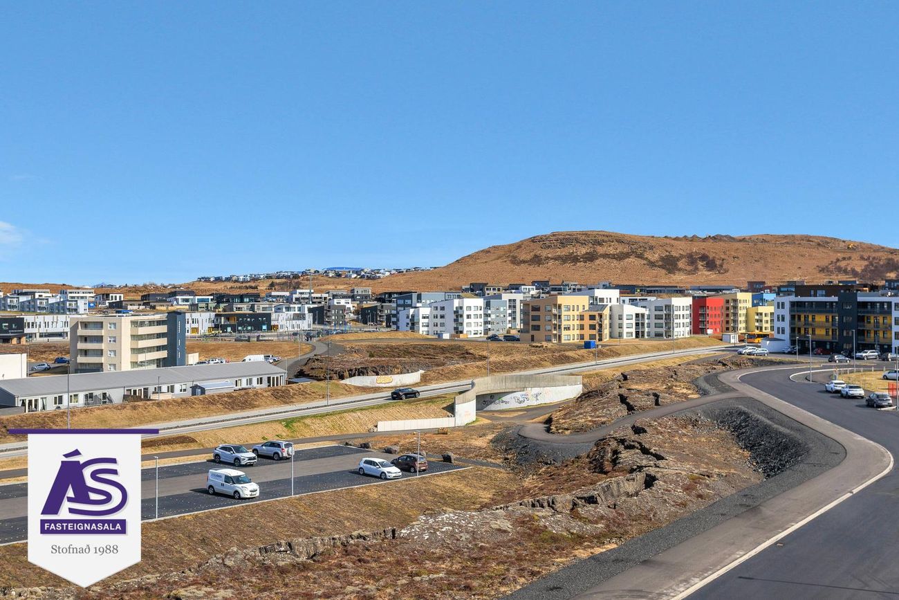 Áshamar 56, 221 Hafnarfjörður