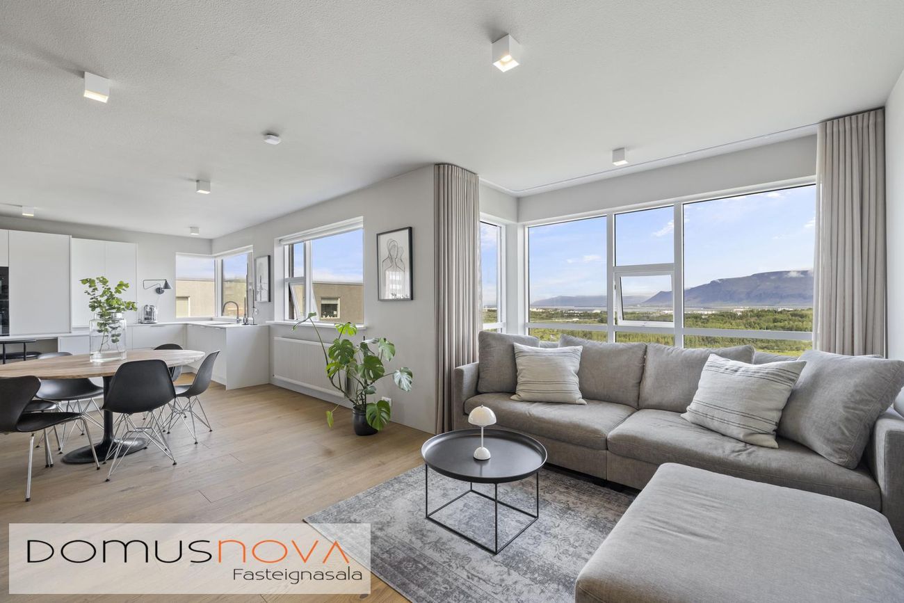 Kristnibraut 87, 113 Reykjavík
