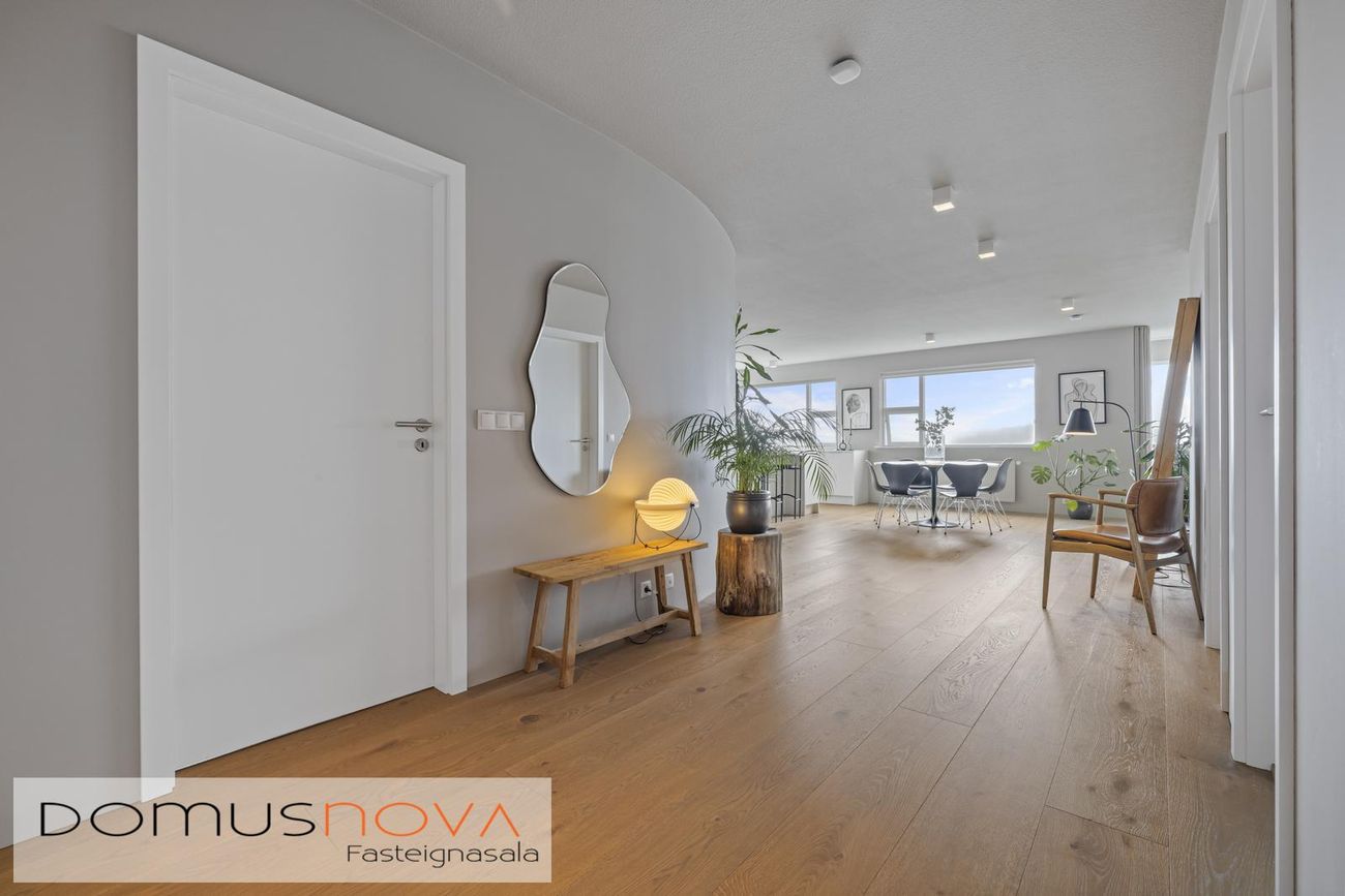 Kristnibraut 87, 113 Reykjavík