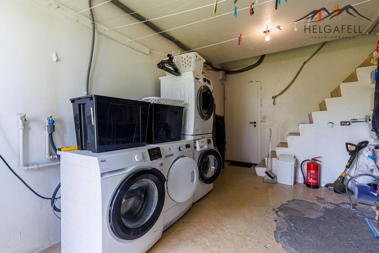 Móabarð 8, 220 Hafnarfjörður