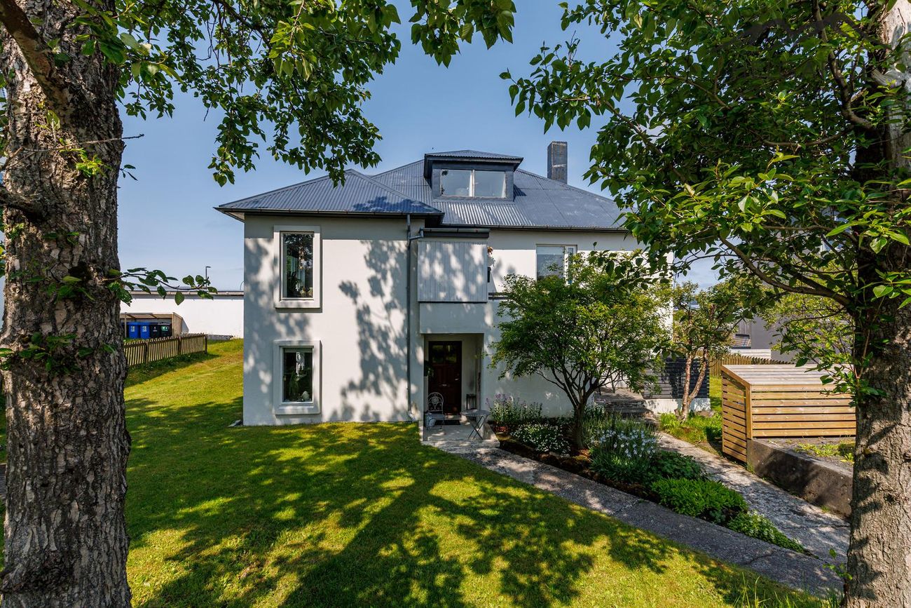 Móabarð 8, 220 Hafnarfjörður