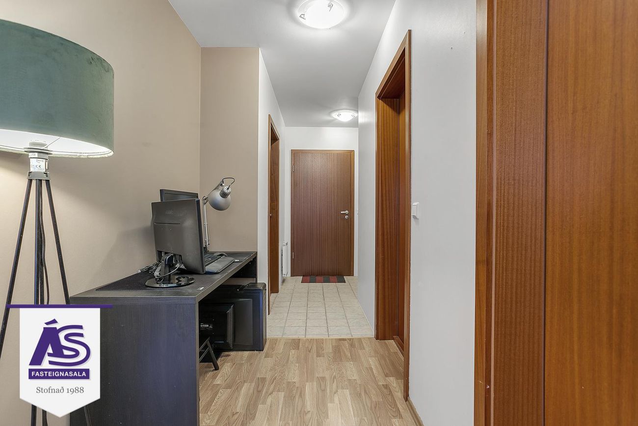 Þrastarás 18, 221 Hafnarfjörður