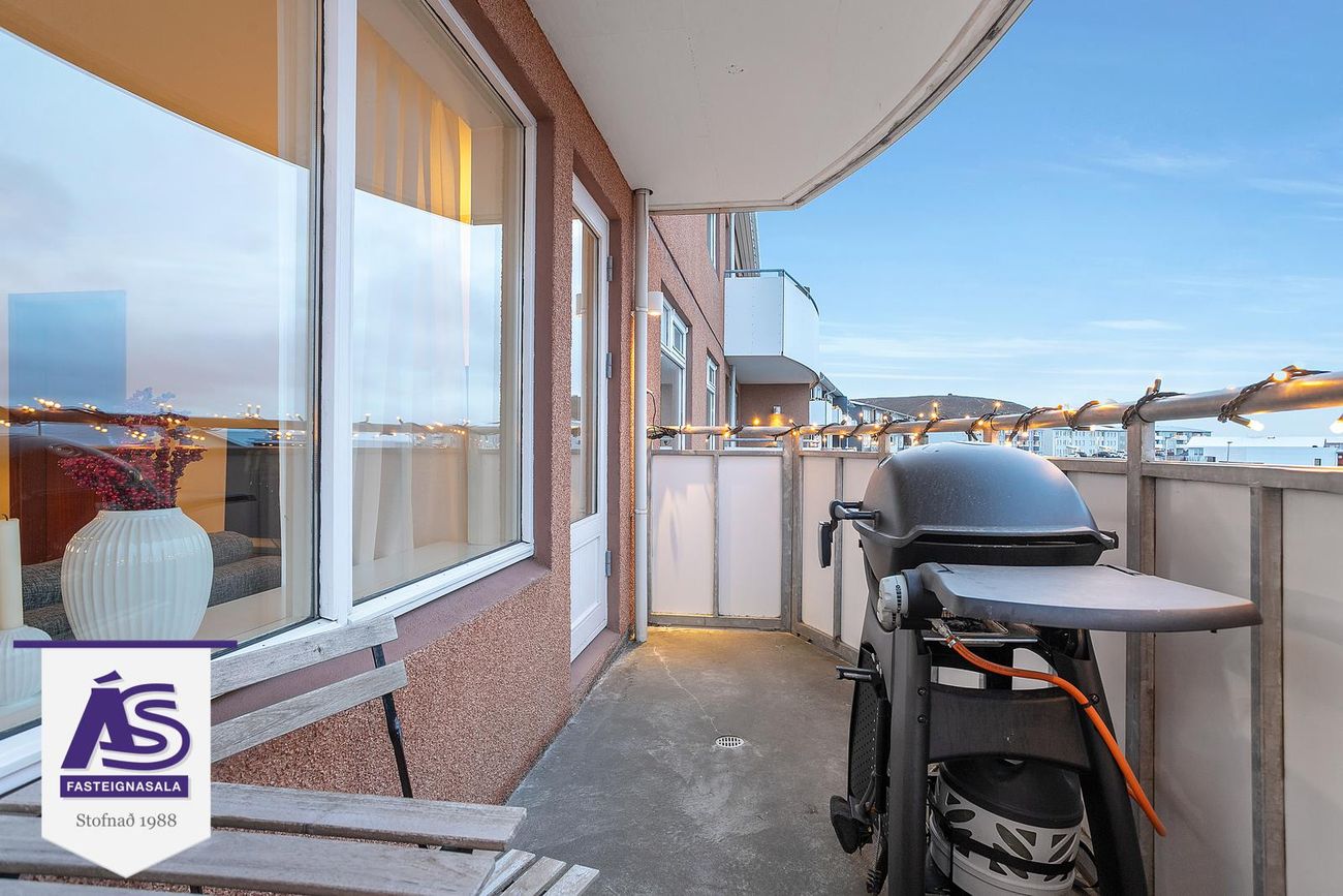 Þrastarás 18, 221 Hafnarfjörður