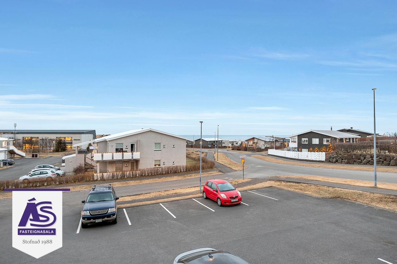 Þrastarás 18, 221 Hafnarfjörður