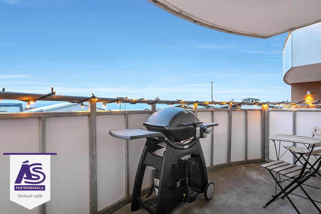 Þrastarás 18, 221 Hafnarfjörður