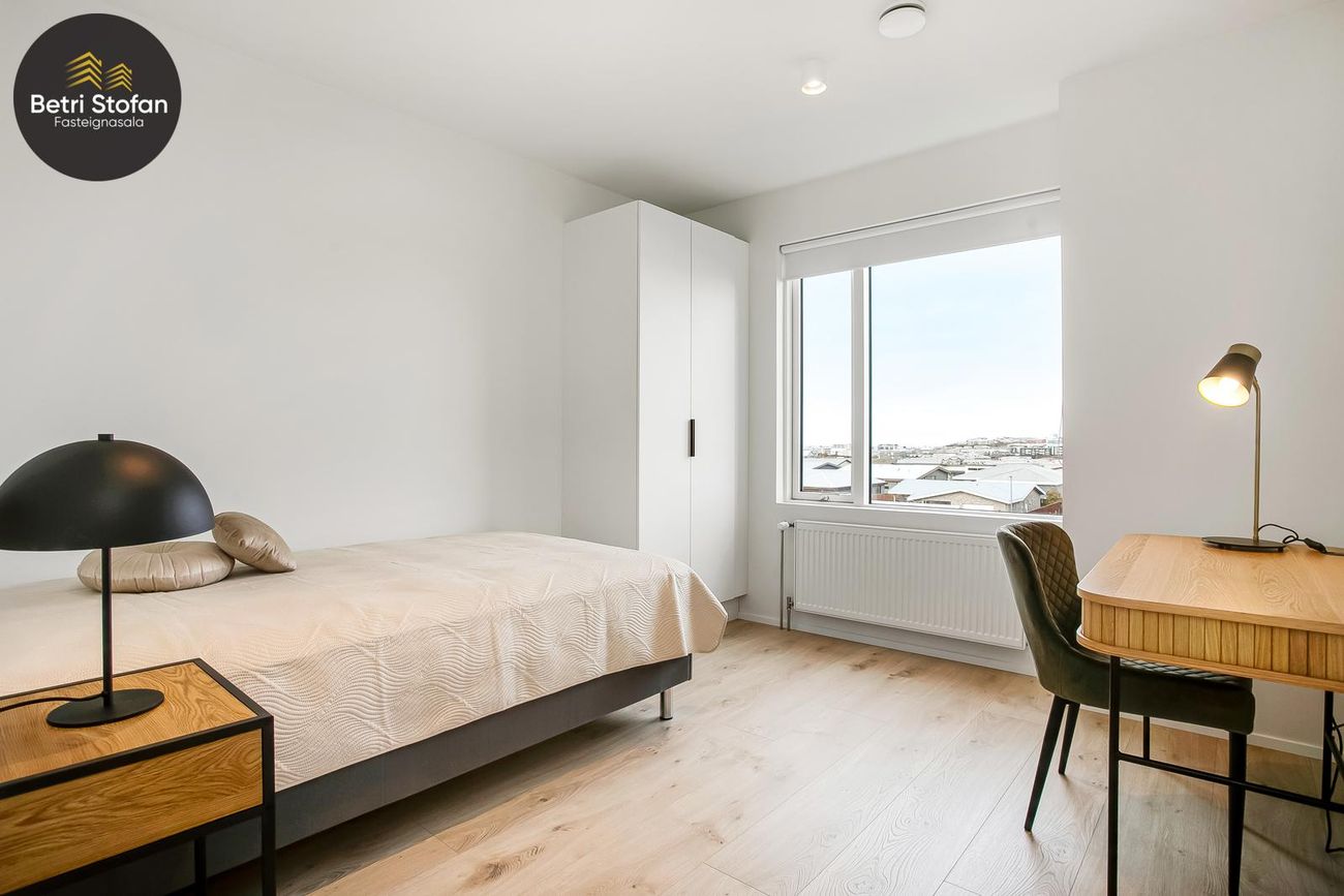 Áshamar 22 - 0204, 221 Hafnarfjörður